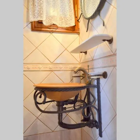 Traditional Private House In Plaka *