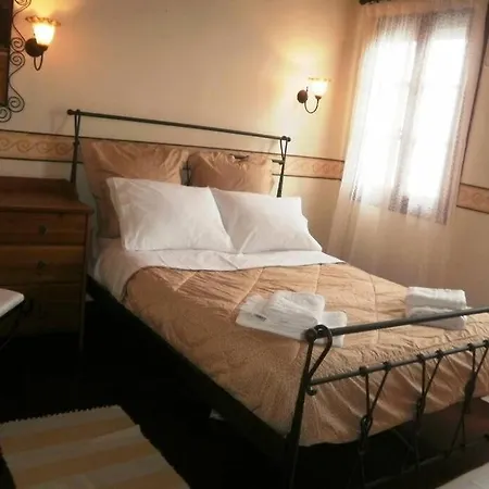 Traditional Private House In Plaka Plaka (Milos)